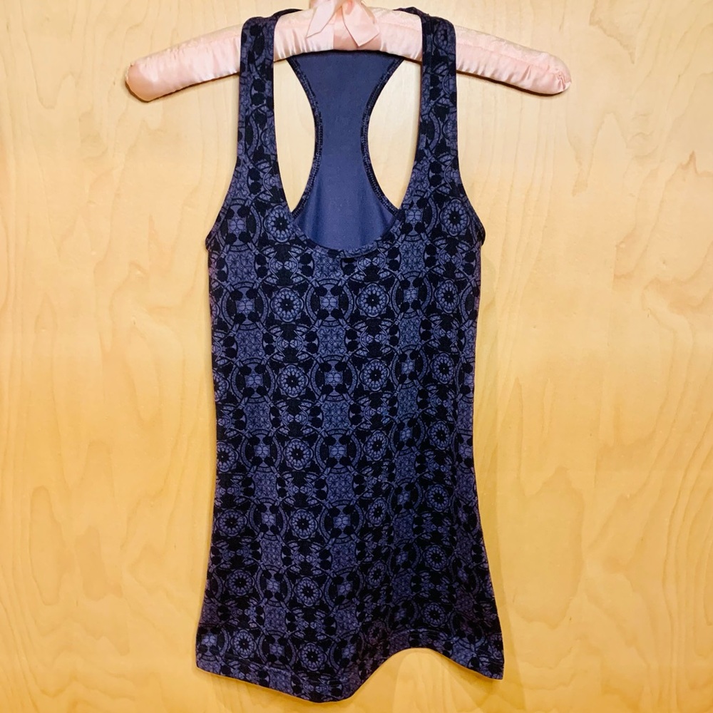 Printed Lululemon Tank
